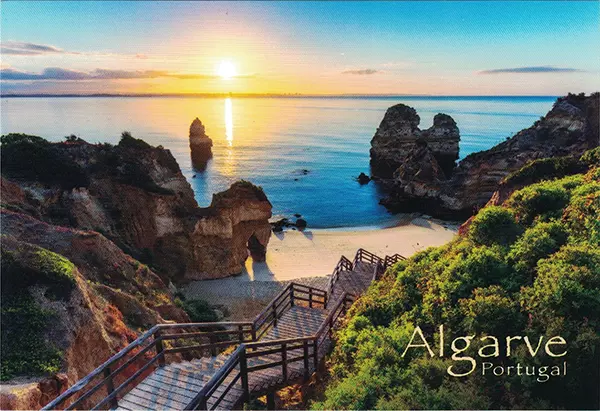 Lagos - Vista Parcial da Praia do Camilo